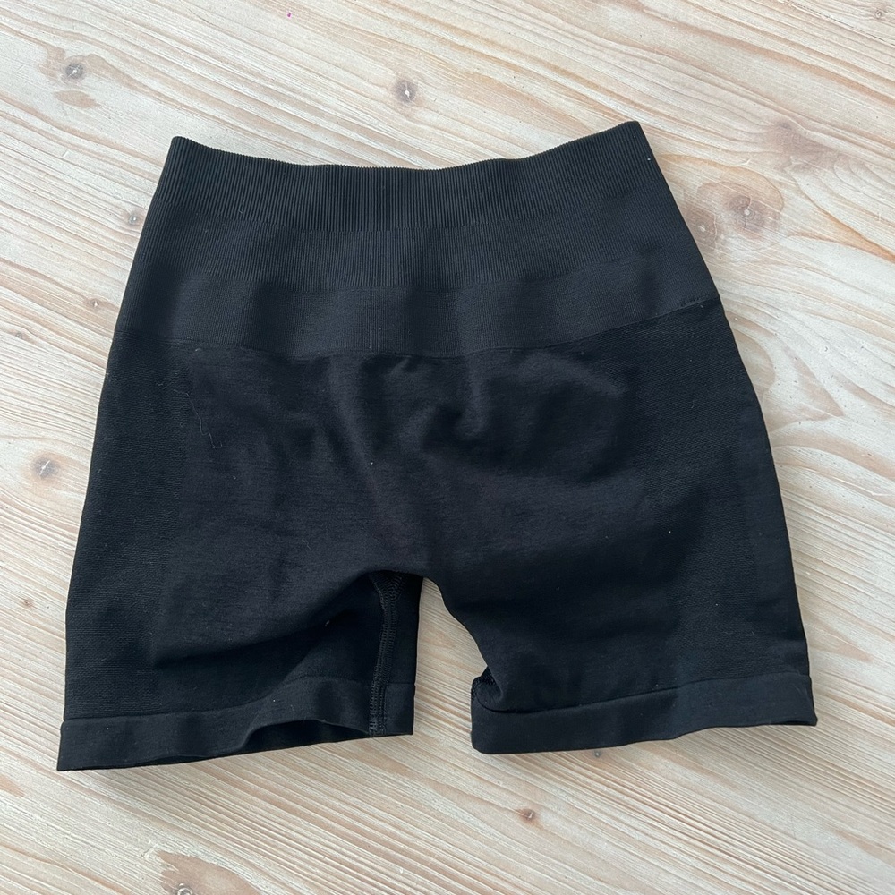 Alphalete Womens Amplify Ultra High Rise Shorts